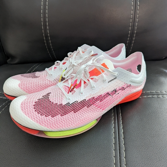 pink nike running spikes